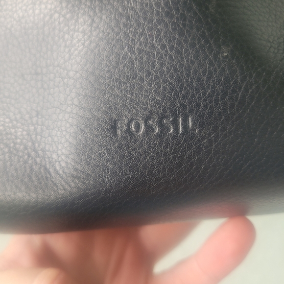 Fossil Colorblock Charlotte Hobo Black and Tan Shoulder Bag - Picture 12 of 13